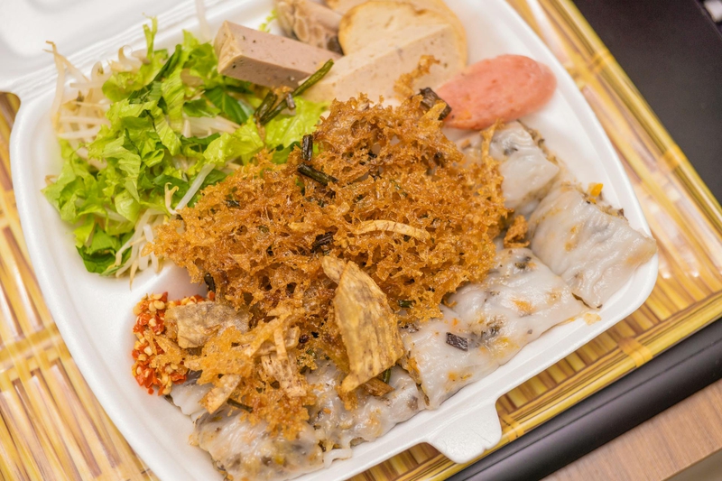 Bánh cuốn nóng, bánh cuốn, bánh ướt, chả lụa, món ăn Việt Nam, Việt Nam, ẩm thực, food - FOX