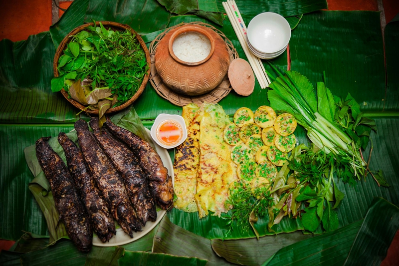 Bánh xèo, cá nướng, cá, cơm nêu, món ăn Việt Nam, Việt Nam, ẩm thực, food - LUC PH@M
