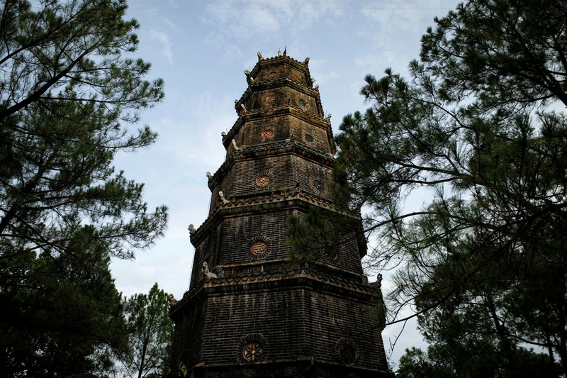 Chùa Thiên Mụ, Thiên Mụ Pagoda, Huế, kiến trúc cổ, ancient architecture - . Hưng Phạm