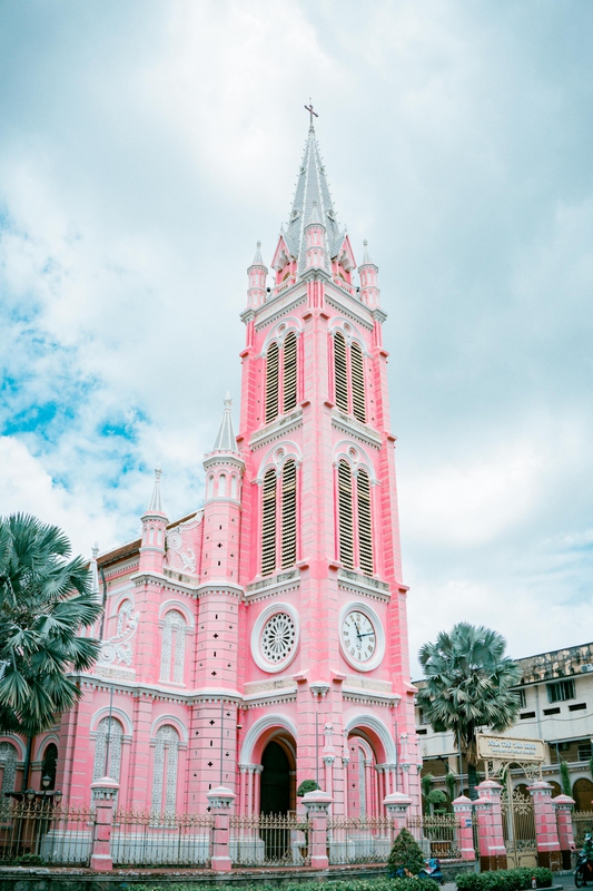 Nhà thờ Tân Định, Tan Dinh church, Hồ Chí Minh, Ho Chi Minh city, du lịch Sài Gòn, Saigon tourism, công trình tôn giáo, religious building -  Vi Cuong Nguyen