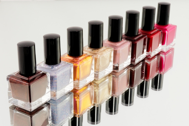 Sơn móng, nail polish, kim tuyến chai thủy tinh, glass bottle, thẫm mỹ - Bru-nO