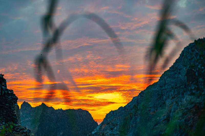 Núi, hoàng hôn, bầu trời, sunset, sky, mountains, hình nền, nền, background-huanlihit