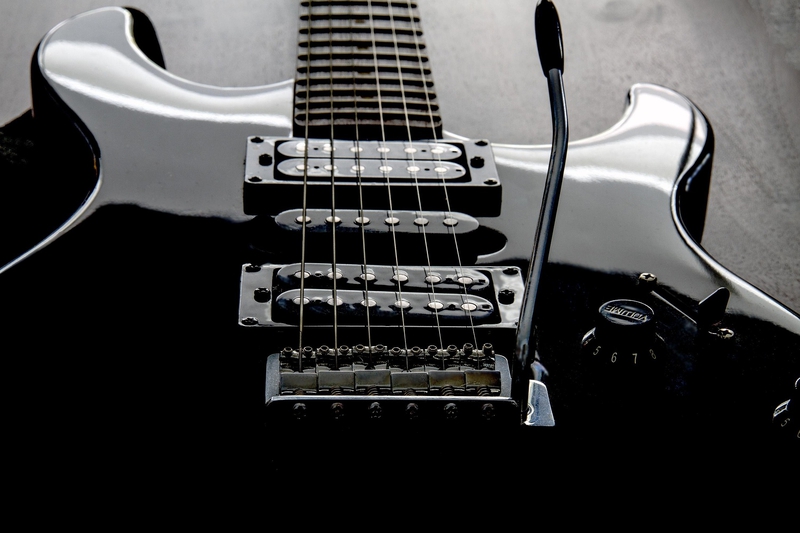 Guitar điện, guitar, đàn guitar, đàn ghi ta, nhạc cụ, instrument, âm nhạc, music, giải trí, entertainment - WolfBlur