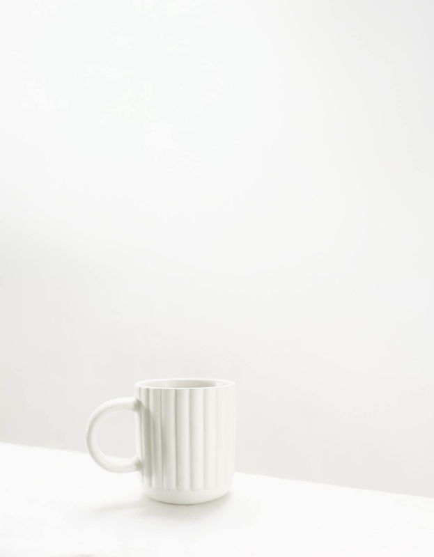 Cốc sứ, ceramic mug, white, trắng, minimalism, tối giản-  Bruno Cervera