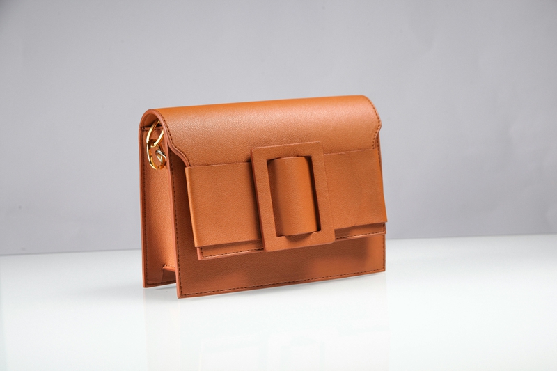 Túi xách da, leather handbag , fashion accessory, phụ kiện thời trang, clutch bag,  túi cầm tay- Mohamed Hergafi