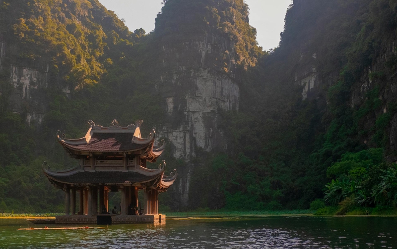 Tràng An, Trang An, Ninh Bình, bình minh, sunrise, thiên nhiên, nature, núi đá, rock mountain, sông, river - Joe Kent