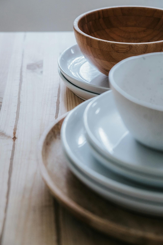 Bát sứ, ceramic bowl, bát gỗ,  dĩa, plate, wooden, tray khay gỗ, kitchen, dụng cụ bếp- PNW Production
