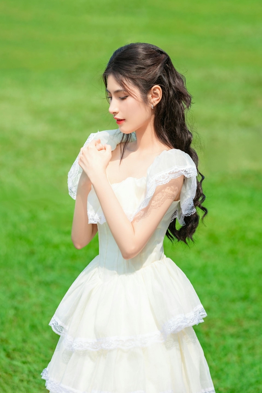 Con gái, sinh viên, Việt Nam, cô gái, girl, công viên, park, picnic - Sơn Ngọc 7