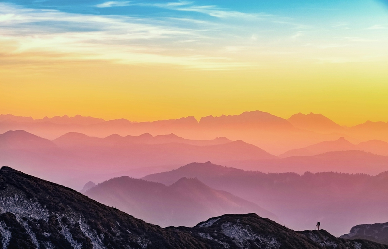 Sunset mountain, hoàng hôn, núi, layered hills, đồi chồng lớp, gradient, chuyển màu - Simon Berger
