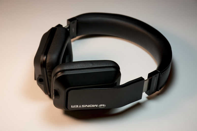 Tai nghe, điện tử, headphones, electronics, cộng nghệ, technology -novelrobinson