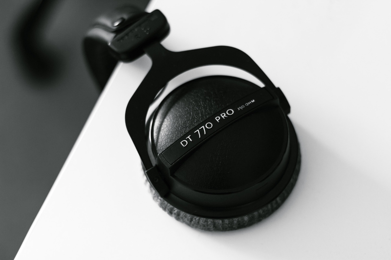 Tai nghe, điện tử, headphones, electronics, cộng nghệ, technology -StockSnap 3