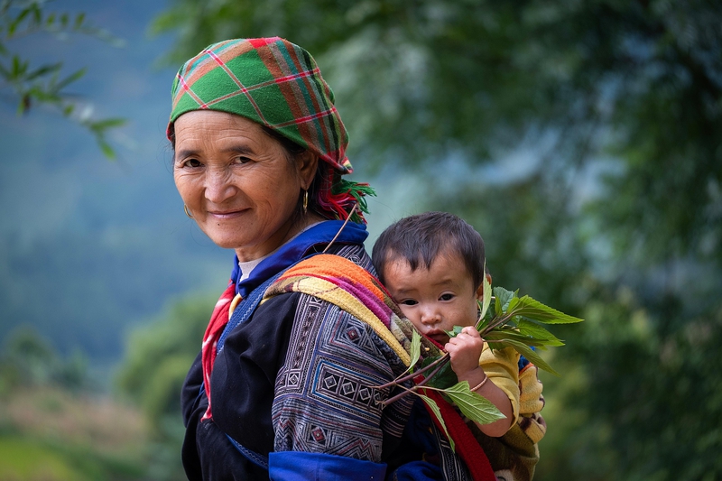 Phụ nữ, em bé, dân tộc, miền núi, vùng cao, women, baby, ethnic groups, mountainous areas, highlands  -TieuBaoTruong 3