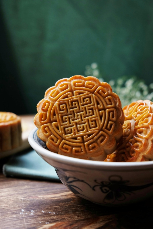Tết trung thu, mooncake festival, mooncake, bánh trung thu, traditional cake, bánh truyền thống, festive food, món ăn lễ hội - Hạnh Nguyễn 2