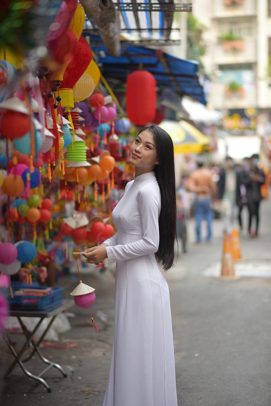 Trung thu, mid autumn, tern festival, lễ hội đèn lồng, thiếu nữ, girl, cô gái Việt, lồng đèn, áo dài, Việt Nam -  Tuấn Kiệt Jr. 1