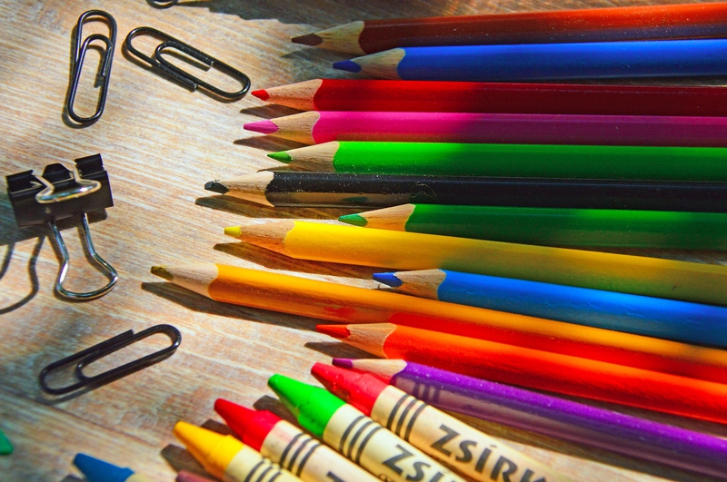Bút chì, bút màu, bảng màu, pencils, crayons, palettes -_Alicja_ adonyig 1