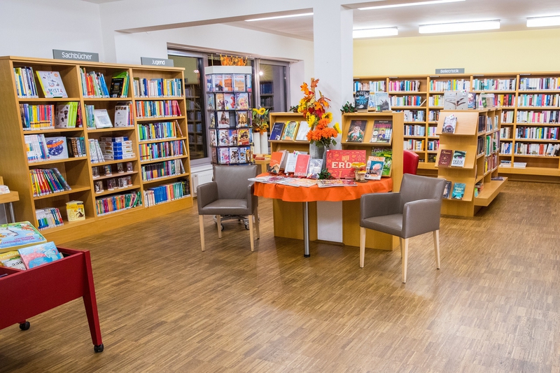 Sách, nhà sách, thư viện, kệ sách, books, bookstores, libraries, bookshelves- Kollinger