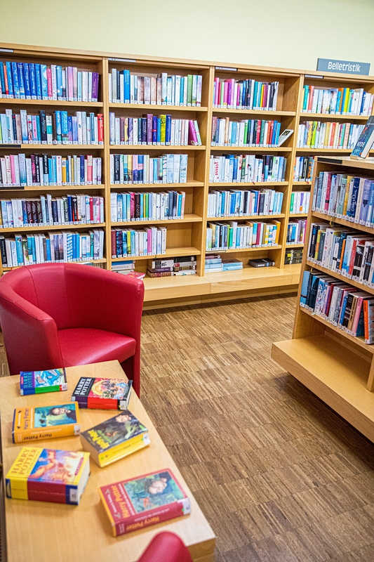 Sách, nhà sách, thư viện, kệ sách, books, bookstores, libraries, bookshelves- Kollinger 7