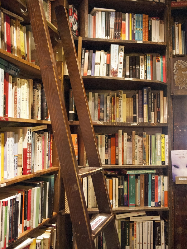 Sách, nhà sách, thư viện, kệ sách, books, bookstores, libraries, bookshelves-lovelyheewon