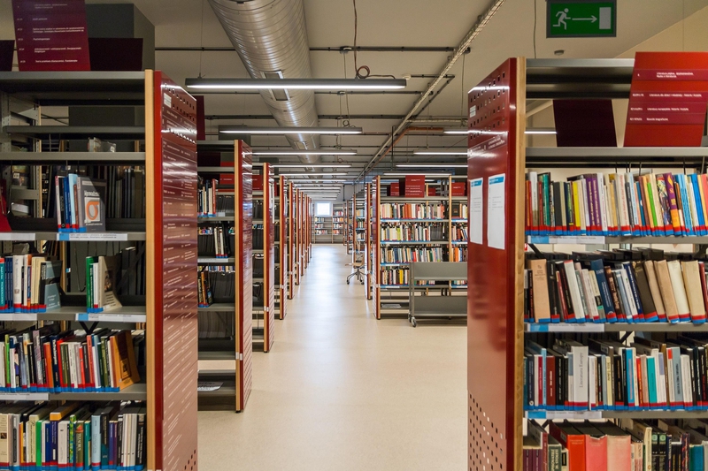 Sách, nhà sách, thư viện, kệ sách, books, bookstores, libraries, bookshelves- jarmoluk 8