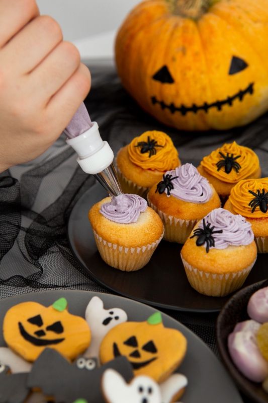 Bánh quy, bánh kem, đồ ăn, lễ hội hóa trang, không khí halloween, cookies, cakes, food, carnival, halloween atmosphere - Jun 2
