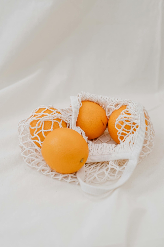 Chanh, quýt, cam, trái cây, giỏ lưới, giỏ, lemon, orange, tangerine, apple, fruit, mesh basket, basket- cottonbro studio 1