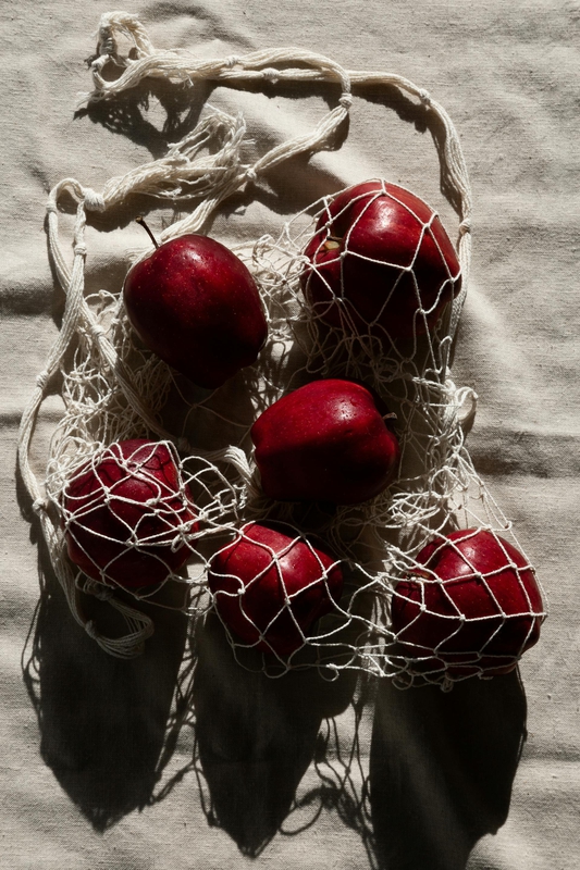 Táo, trái cây, giỏ lưới, giỏ,apple, fruit, mesh basket, basket- Iryna Riabchykova