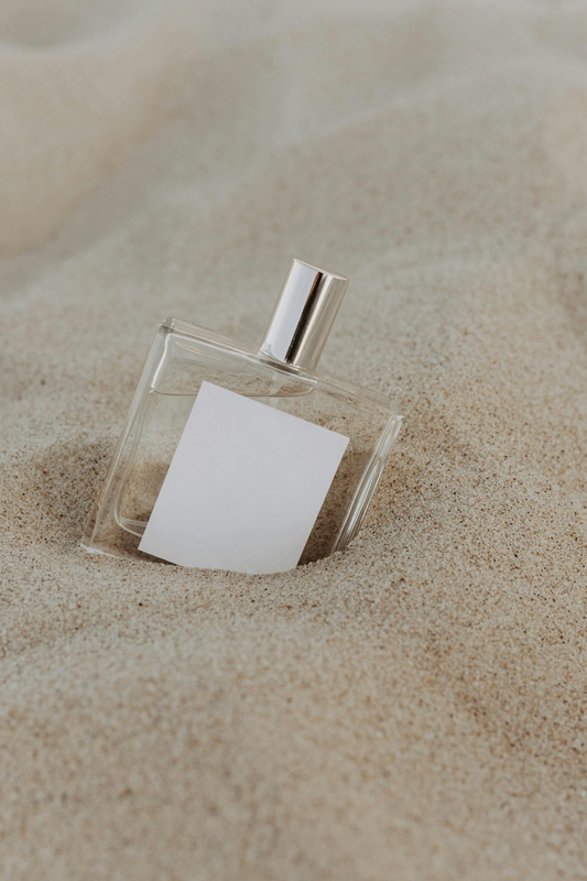 Nước hoa, perfume, mỹ phẩm, cosmetic, làm đẹp, beauty, sản phẩm, quảng cáo - Kaboompics 2