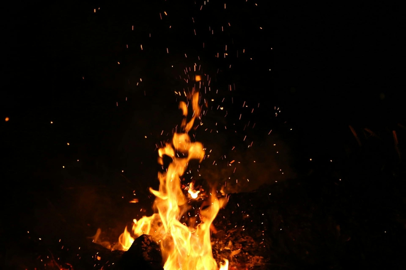 Lửa, ngọn lửa, lửa trừu tượng, u ám, fire, flame, abstract fire, dark- Miriam Espacio