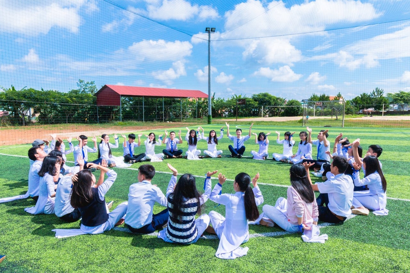 Học sinh, sinh viên, tập thể, bạn bè, kỷ niệm, vui vẻ, students, group, friends, memories, fun - HONG SON 6
