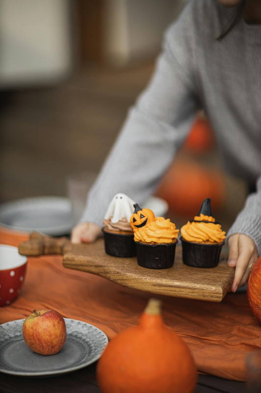 Halloween, bánh kem, trang trí, bí đỏ, phù thủy, cake, decoration, pumpkin, witch -  Daisy Anderson