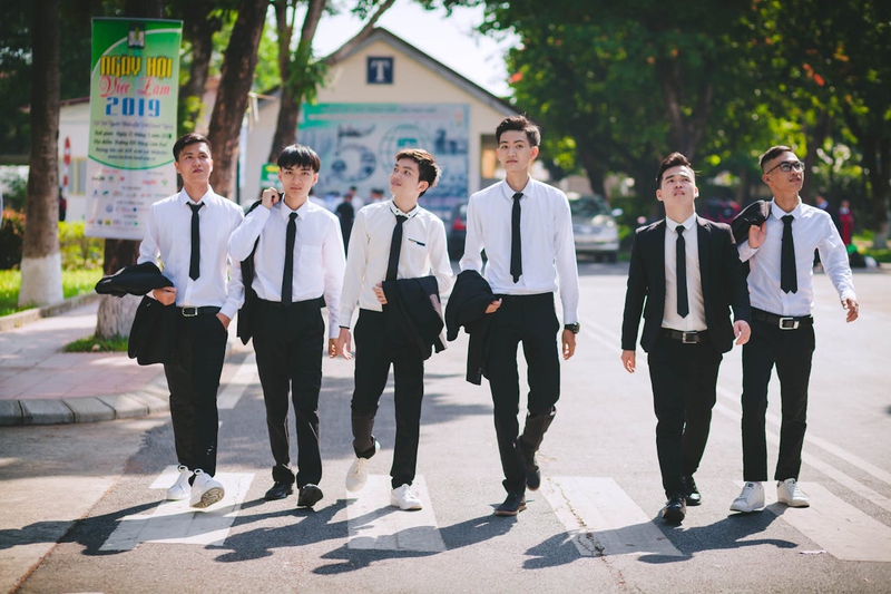 Học sinh, kỷ yếu, tập thể, bạn bè, kỷ niệm, vui vẻ, students, yearbook, group, friends, memories, fun - Green odette 29