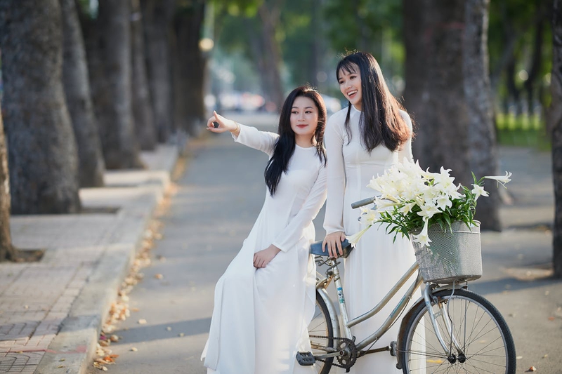 Thiếu nữ, cô gái, áo dài, truyền thống, xe đạp, young lady, girl, ao dai, tradition, bicycle - Phát trương 5