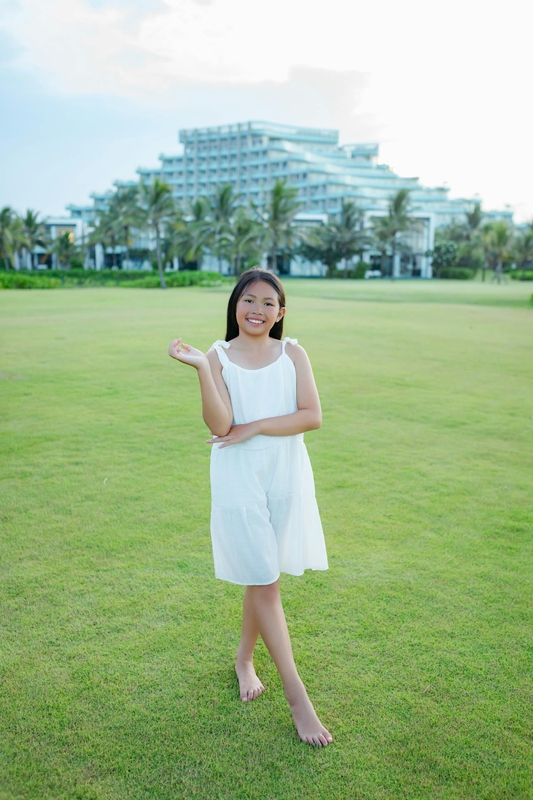 Gia đình, family, cha mẹ và con, yêu thương, hạnh phúc, parents and children, love, happiness - Võ Văn Tiến