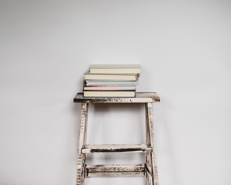 Sách, book, notebook, nhật kí, ghế, vải, khăn, chairs, fabrics, towels- hudsoncrafted 4