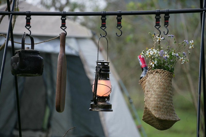 Đèn, ấm trà, giỏ hoa, lamp, teapot, flower basket - xuanduongvan87