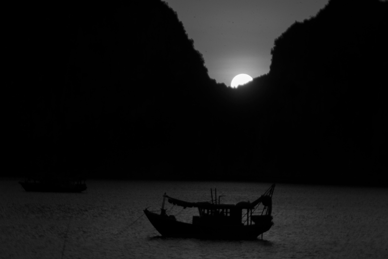 Vịnh Hạ Long, Núi, Biển, Halong bay, Mountains, Sea, thuyền, boat- Quangbaophoto