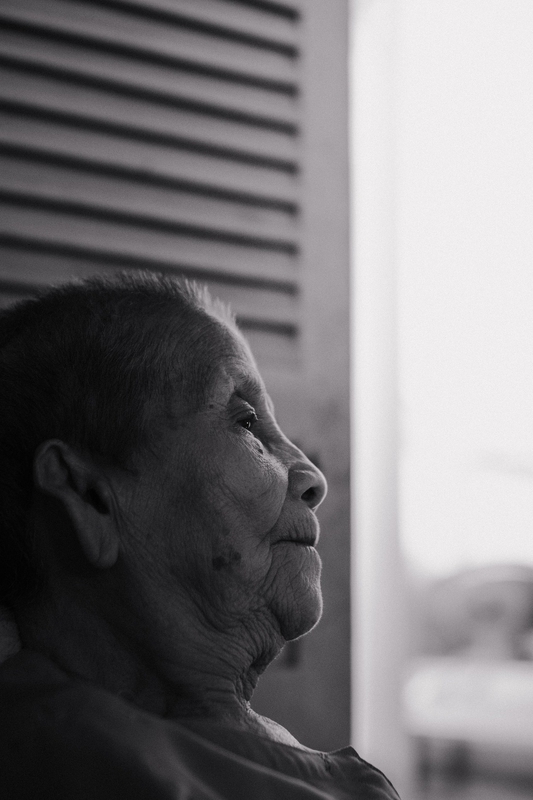 Người già, bà, old people, grandmother- Vien_beos