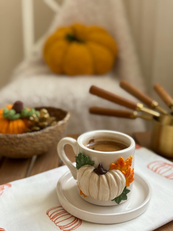 Halloween, ly, cốc sứ, trang trí halloween, bí đỏ, không gian, cups, ceramic mugs, halloween decorations, pumpkins, space - Gamze Savaş 2