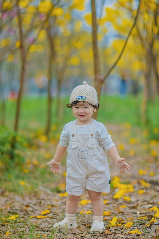 Em bé, trẻ em, con gái, girl, kids, chụp ảnh, vui vẻ- Mochi mochi