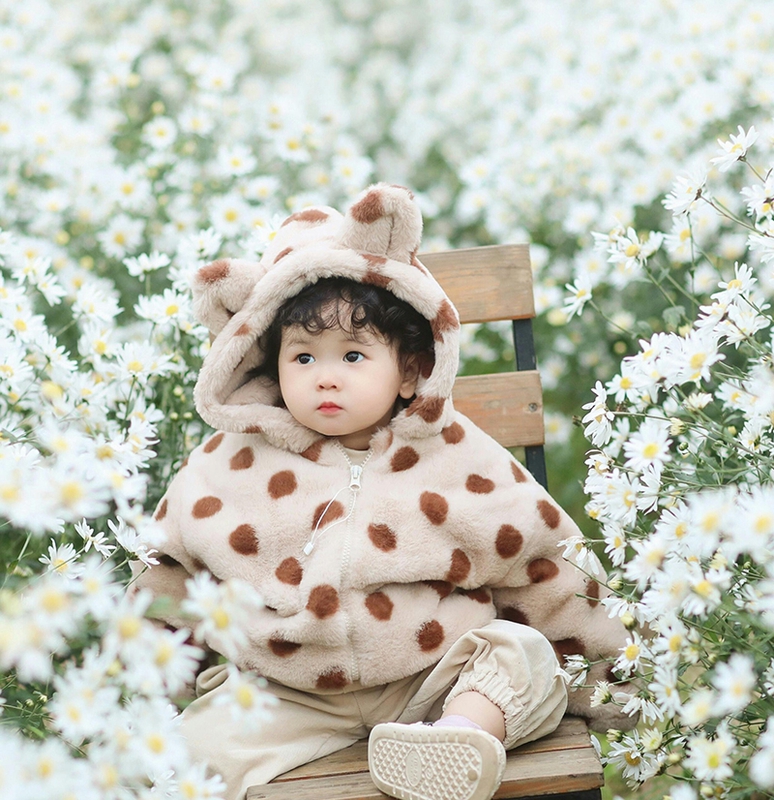 Em bé, trẻ em, con gái, girl, kids, chụp ảnh, vui vẻ- Mochi mochi