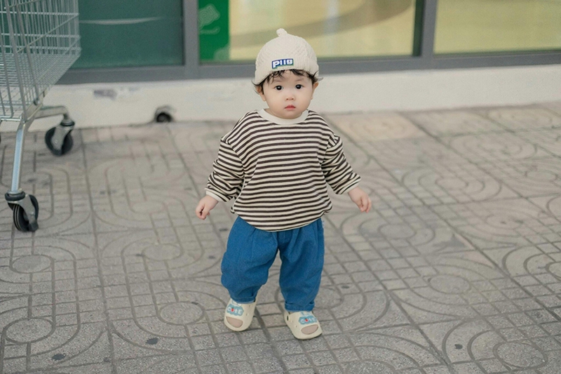Em bé, trẻ em, con gái, girl, kids, chụp ảnh, vui vẻ- Mochi mochi 60 39