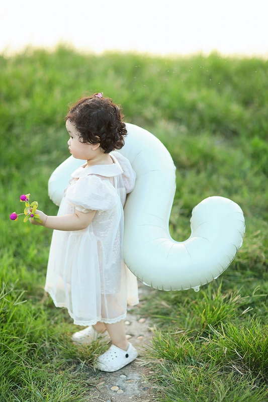 Em bé, trẻ em, con gái, girl, kids, chụp ảnh, vui vẻ- Mochi mochi