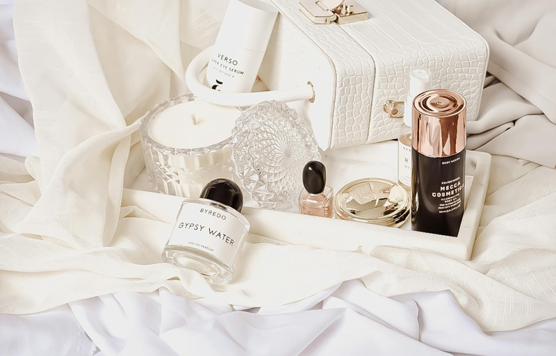 Mỹ phẩm, nước hoa, quảng cáo, sản phẩm, perfume, beauty, cosmetic, fashion - Harper Sunday
