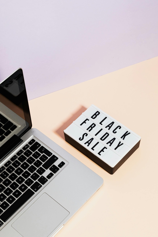 Sale, máy tính, laptop, mua sắm, túi xách, túi giấy, cloth, clothing, shopping - Karola G 3