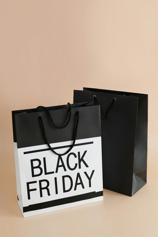 Quần áo, trang phục, quần, áo, mua sắm, túi xách, túi giấy, cloth, clothing, shopping, sale - Max Fischer 5