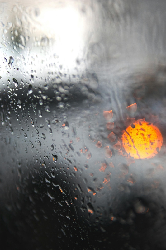 Đèn, mưa, hạt mưa, giọt nước, rain, raindrops, water drops - Nothing Ahead