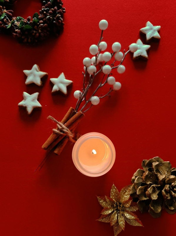 Giáng sinh, nến, trái thông, trái châu, trang trí, ấm áp, không khí giáng sinh, christmas, candles, pine cones, warm, christmas atmosphere - Halyna Khomyk
