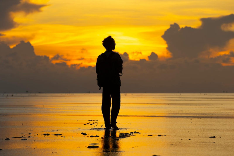 Hoàng hôn, bóng người, biển, sunset, sea, human shadow- HONG SON 5