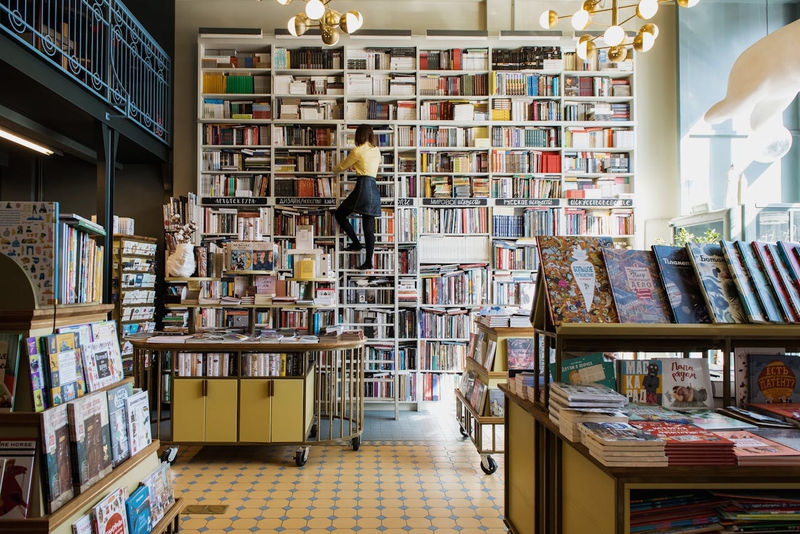 Nhà sách, sách vở, không gian, trang trí, bookstore, books, space, decoration - Ksenia Chernaya