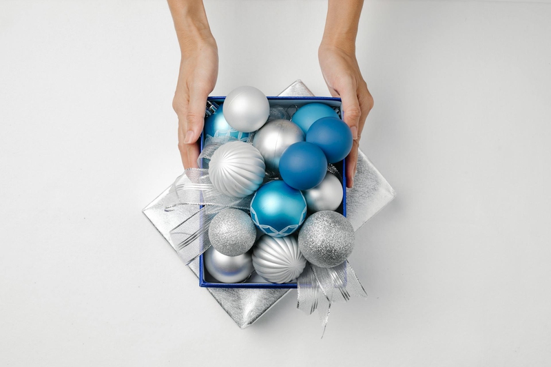 Quà, giáng sinh, trang trí, gift, decor, noel, christmas- Laura James 3